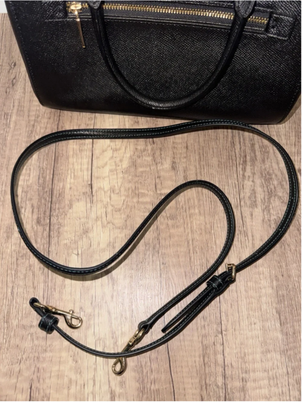 Coach approx 10”